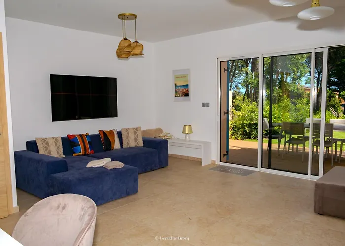 Villa Plages De La Nartelle- Maxime - Piscines Privees