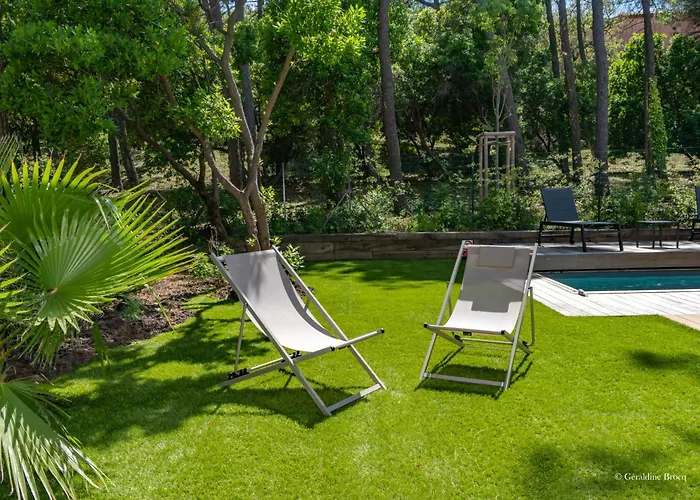 Plages De La Nartelle- Maxime - Piscines Privees 圣马克西姆